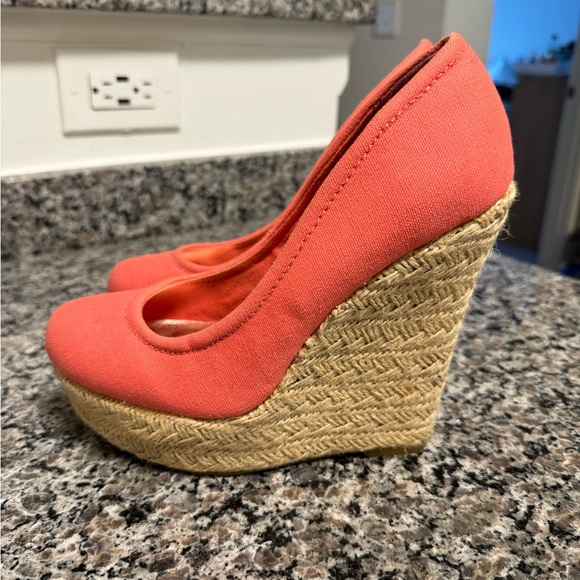 Madden Girl Thicke Wedges - Picture 4 of 6
